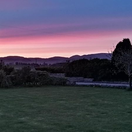 Luxury Glamping Anthropod-Ben Cleugh-With Hot Tub Hotel Clackmannan Kültér fotó